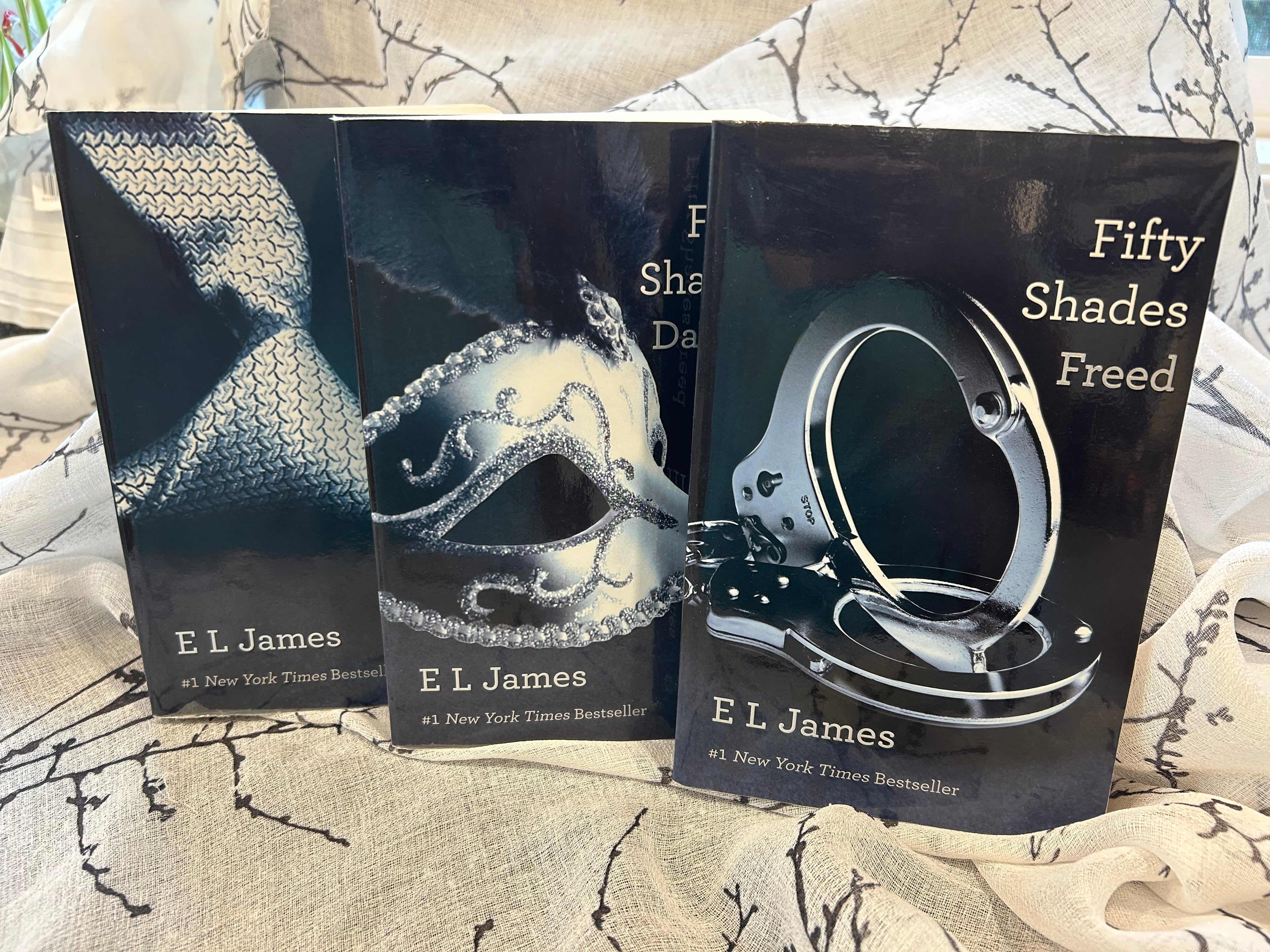 Fifty Shades - EL James - Trilogy