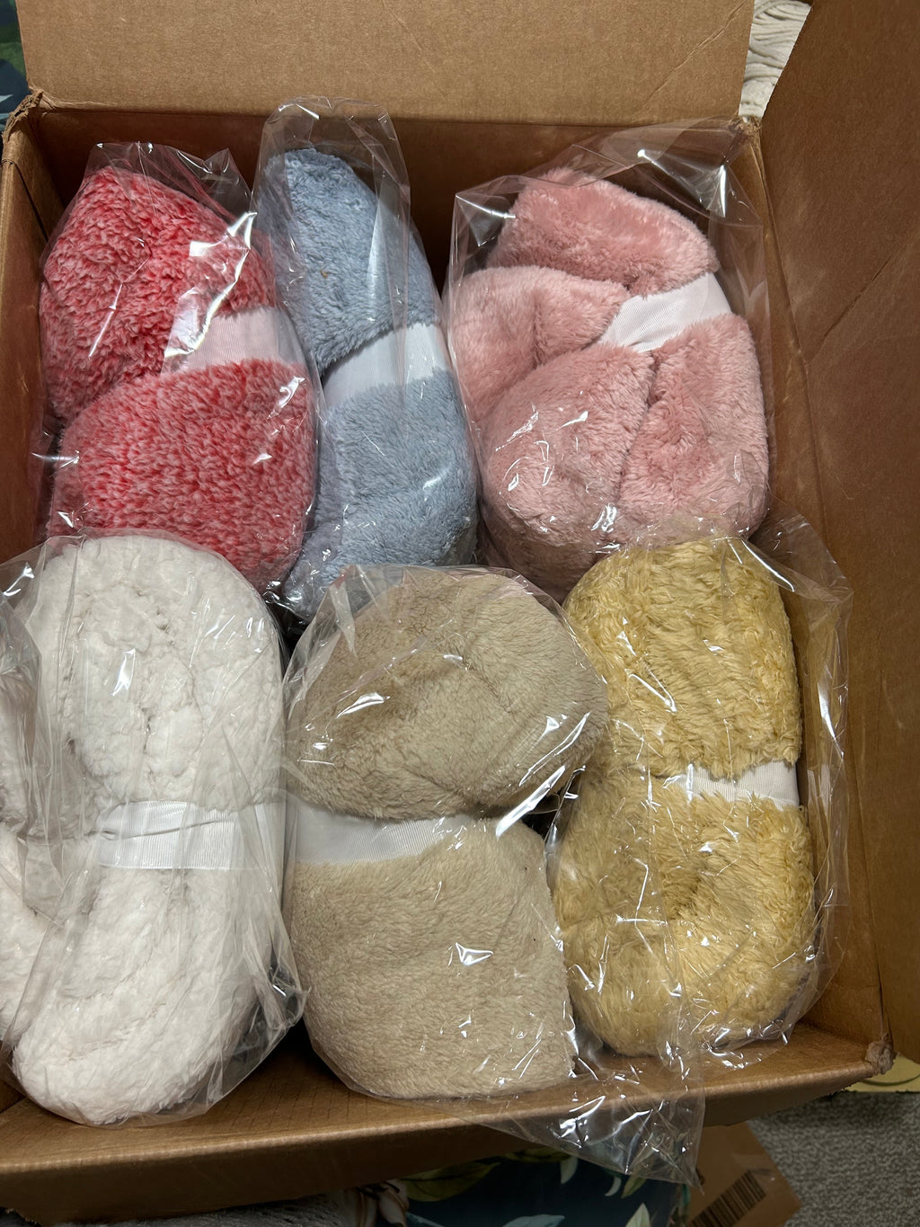 Plush Coral Fleece Throw (Asstd) (50 X 60)
