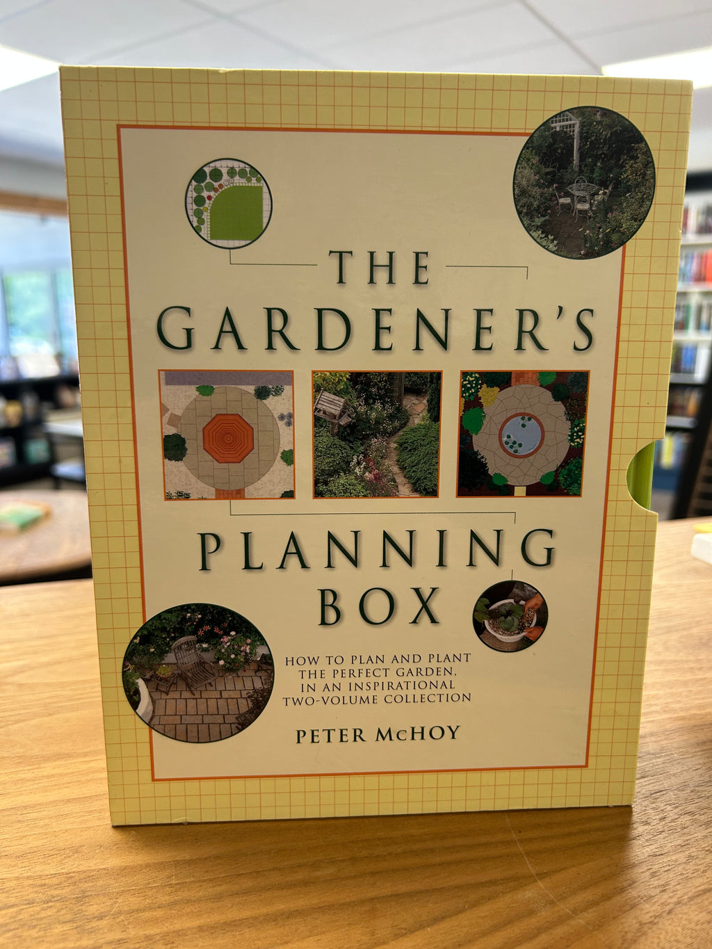 The Gardener's Planning Box - Peter McHoy