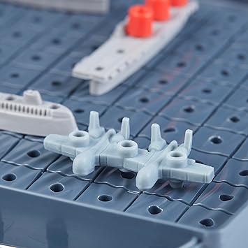 Battleship: The Naval Combat Game - Hasbro Gaming